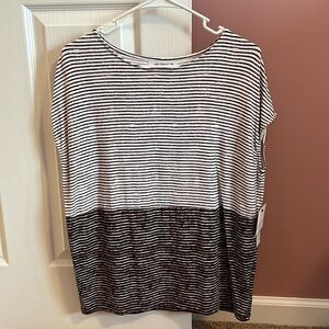 NEW Liz Claiborne Tribal Beat White Brown Stripe Women’s Top Size Small Stretch